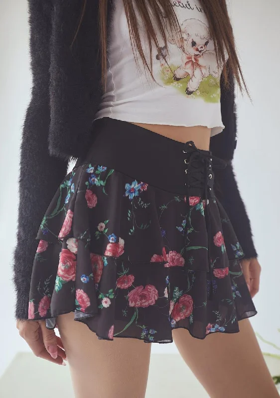 Women's High-Fashion Outfit Chic And Trendy Can't Be Just Friends Floral Mini Skirt