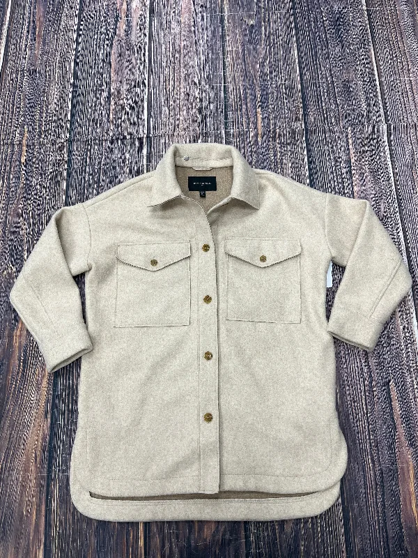 Jacket Shirt By Banana Republic In Tan, Size: Xs