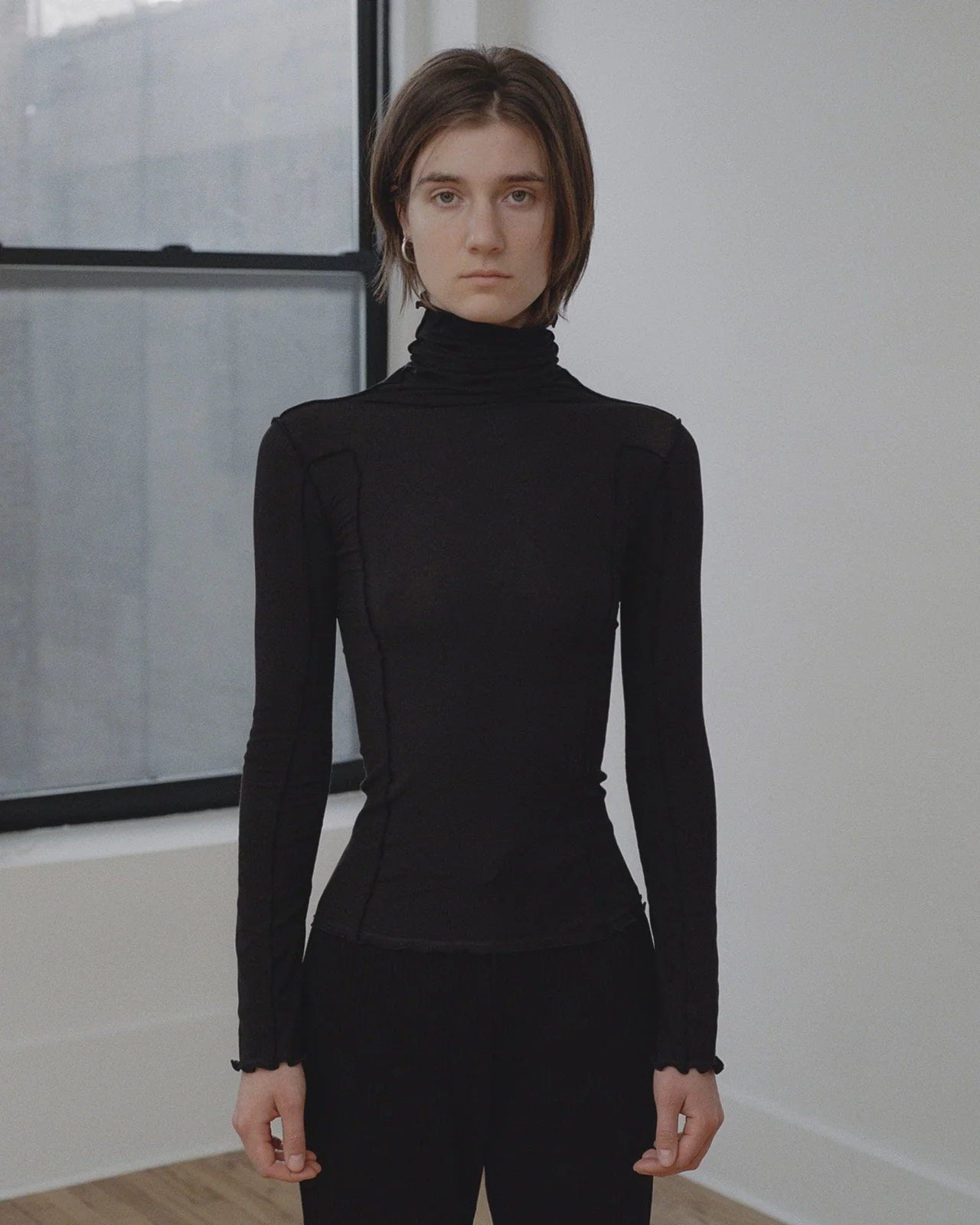 Exclusive Designer Style Deals Black Omato Turtleneck