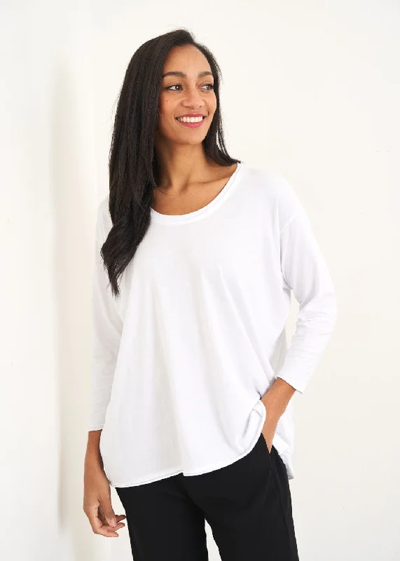 Seasonal Trends FRANK OVERSIZED TOP - WHITE