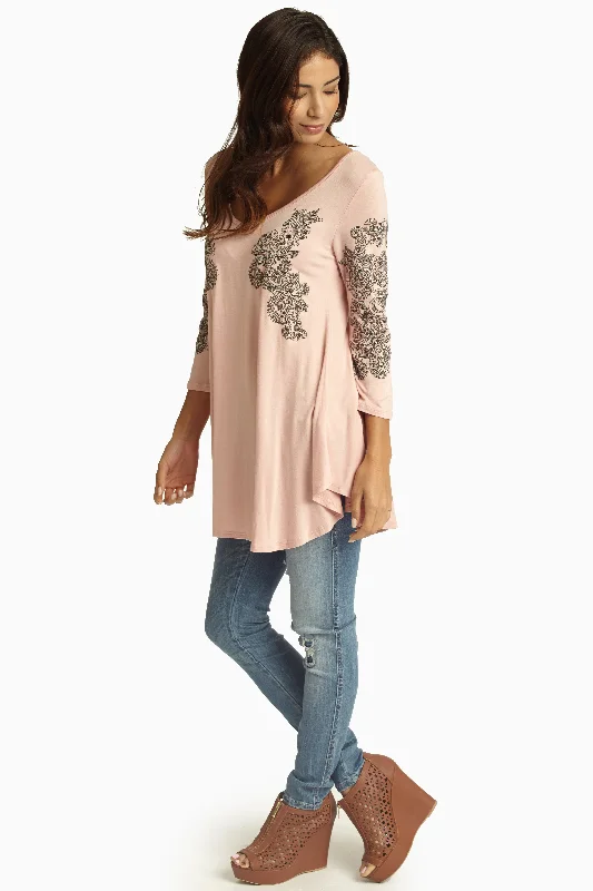 Fashion Frontiers Light Pink Black Paisley Accent Top