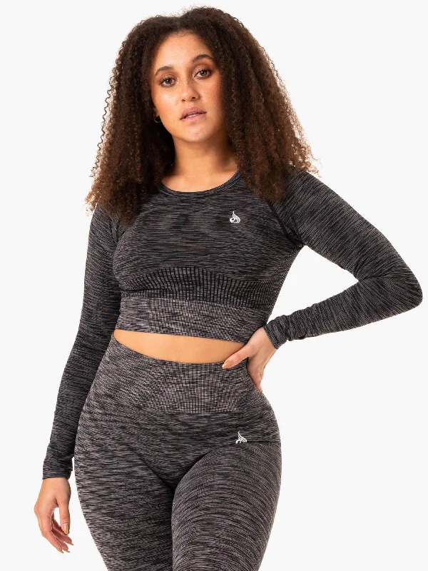 Women's Cozy Outfit For Lounging The Good Stuff Evolve Seamless Long Sleeve Top - Black